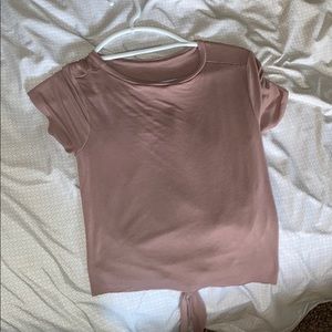 Short shirt/ slightly cropped